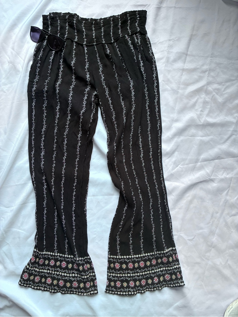 Three Dots Black Floral-Trim Smocked Waist Wide Leg Pants